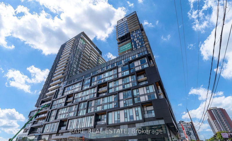 home for lease on 1502-1285 Dupont Street
