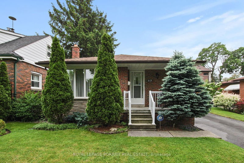 home for sale on 17 College Street