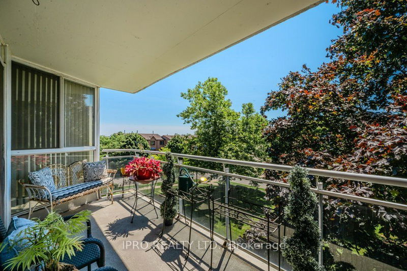  302 - 1071 Queens Ave  Oakville, L6H 2R5 | Image 17