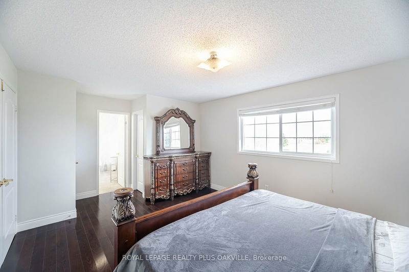 3541 Jorie Cres  Mississauga, L5M 7G5 | Image 23