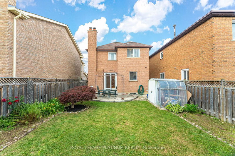 28 Kentucky Dr  Brampton, L6Y 4G2 | Image 40