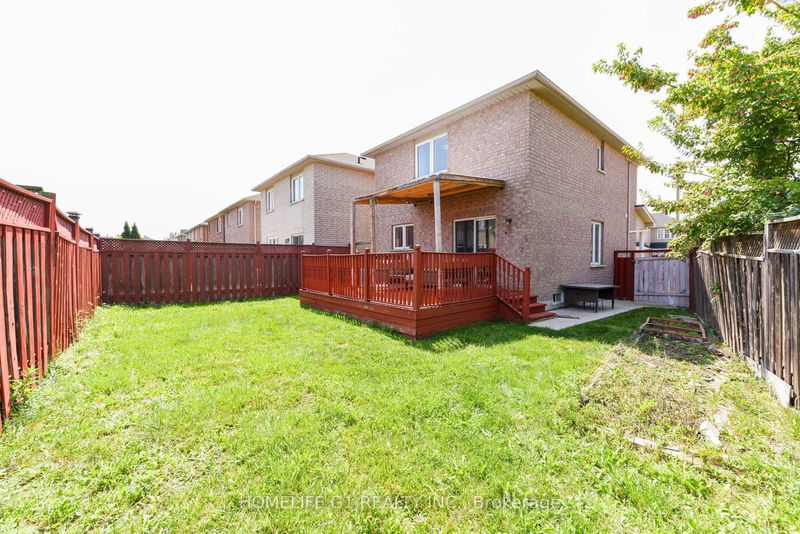 27 Salonica Rd  Brampton, L7A 3K9 | Image 31