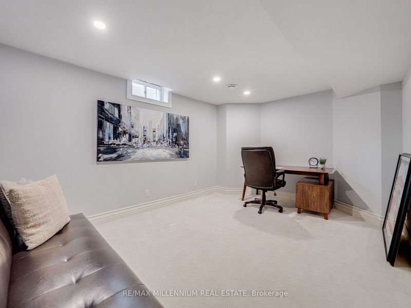 1050 Masters Green   Oakville, L6M 2P1 | Image 29