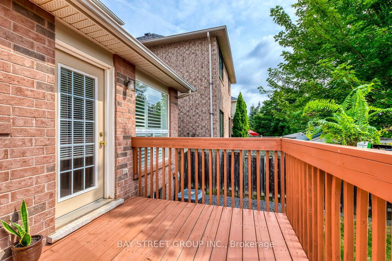 2554 Dashwood Dr  Oakville, L6M 4C2 | Image 38