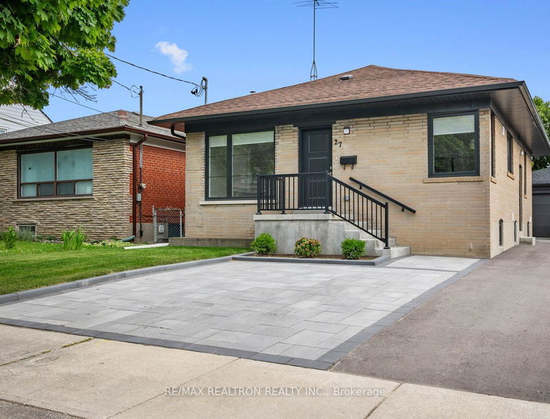 home for lease on Unit 1-27 Mcadam Avenue