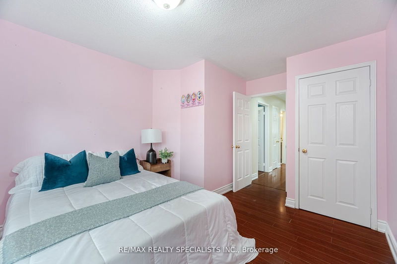 61 Seaside Circ  Brampton, L6R 2G8 | Image 24