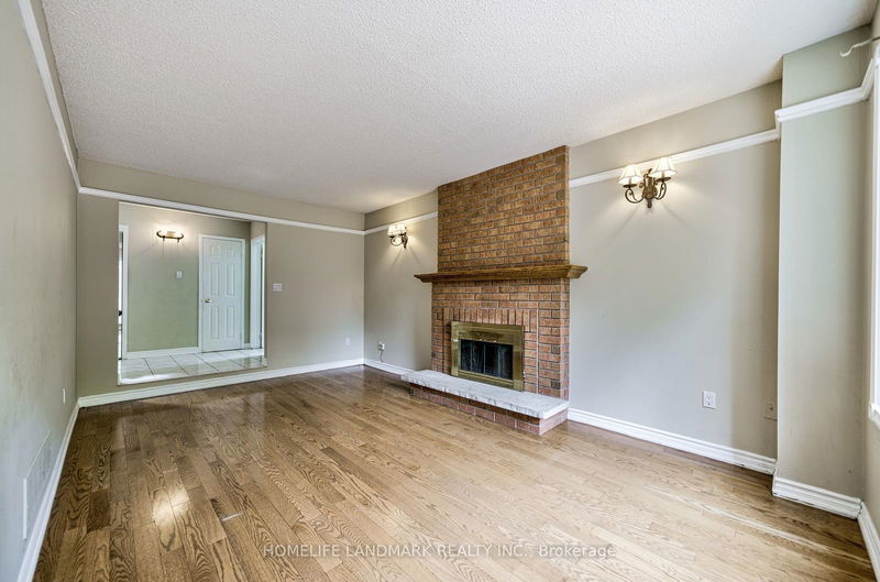 2115 Eighth Line  Oakville, L6H 3Z6 | Image 14