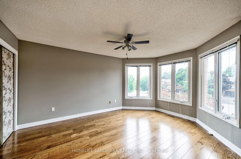 2115 Eighth Line  Oakville, L6H 3Z6 | Image 18