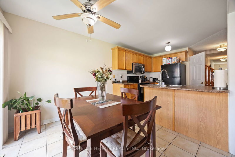 29 Polar Bear Pl  Brampton, L6R 3L8 | Image 14