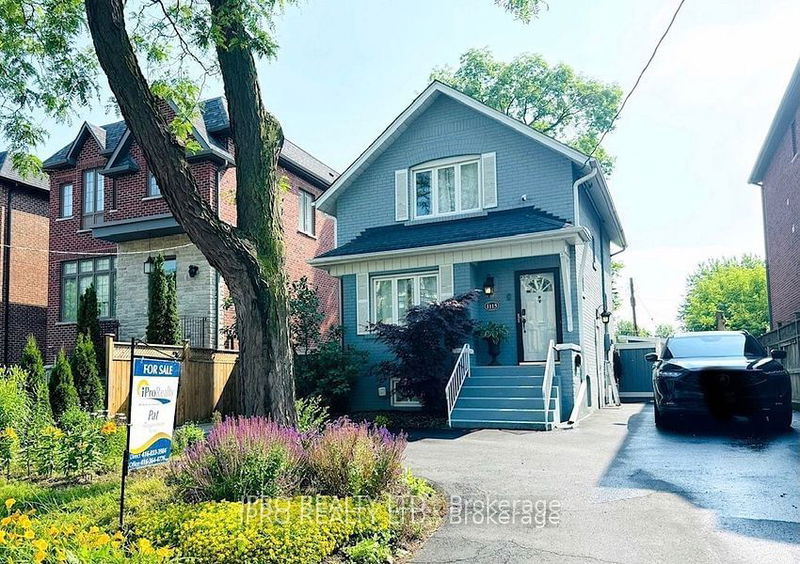 home for sale on 1115 Islington Avenue
