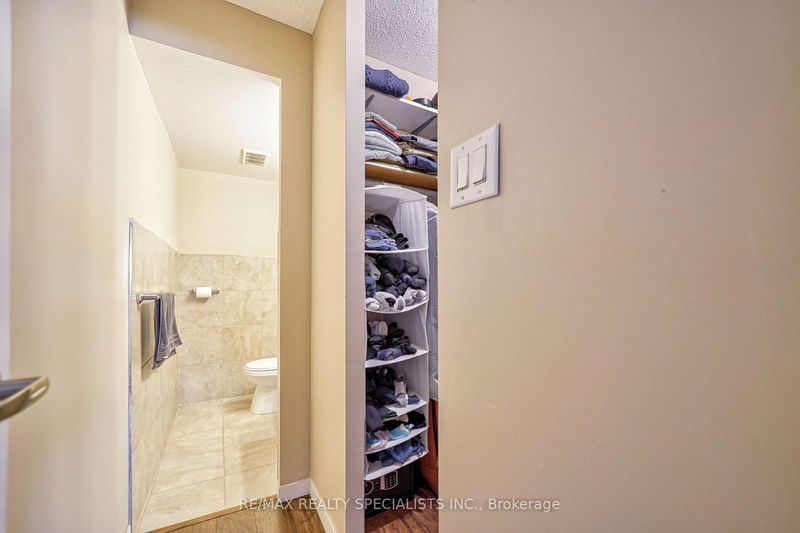  1714 - 390 Dixon Rd  Toronto, M9R 1T4 | Image 21