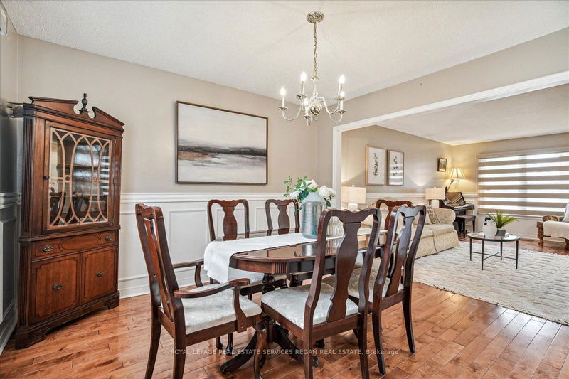 4476 Jenkins Cres  Mississauga, L5R 1T8 | Image 11