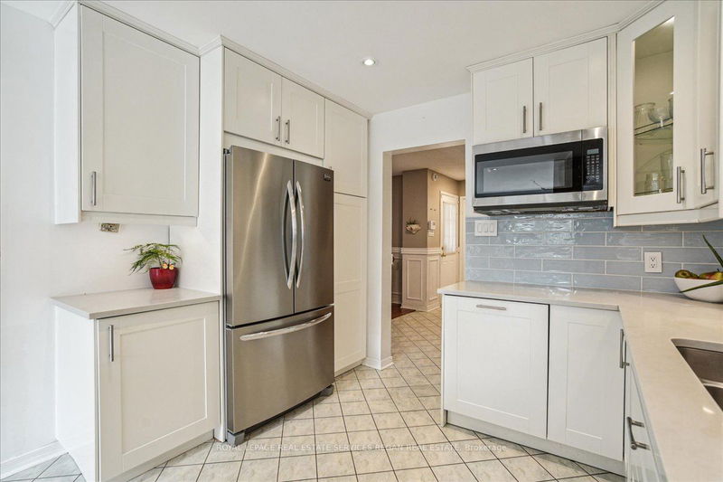 4476 Jenkins Cres  Mississauga, L5R 1T8 | Image 14