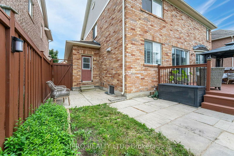 14 Valleywest Rd  Brampton, L6P 2J9 | Image 34