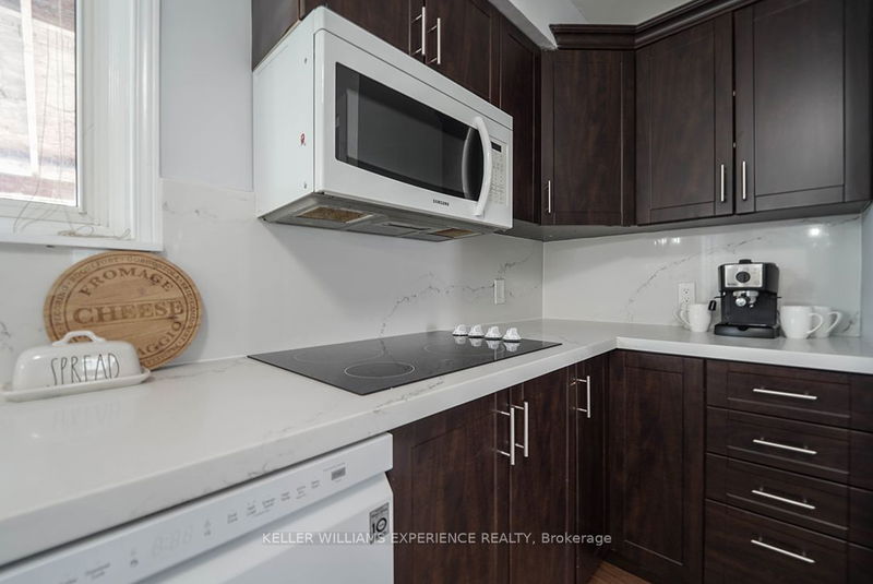 125 Alicewood Crt  Toronto, M9V 3Y1 | Image 10