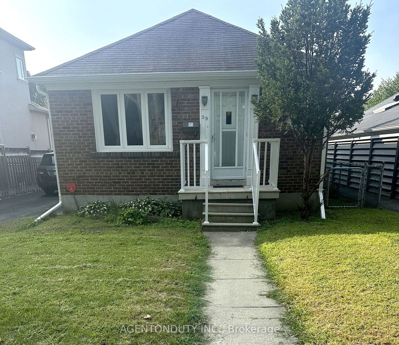home for lease on 39 Yorkview Drive