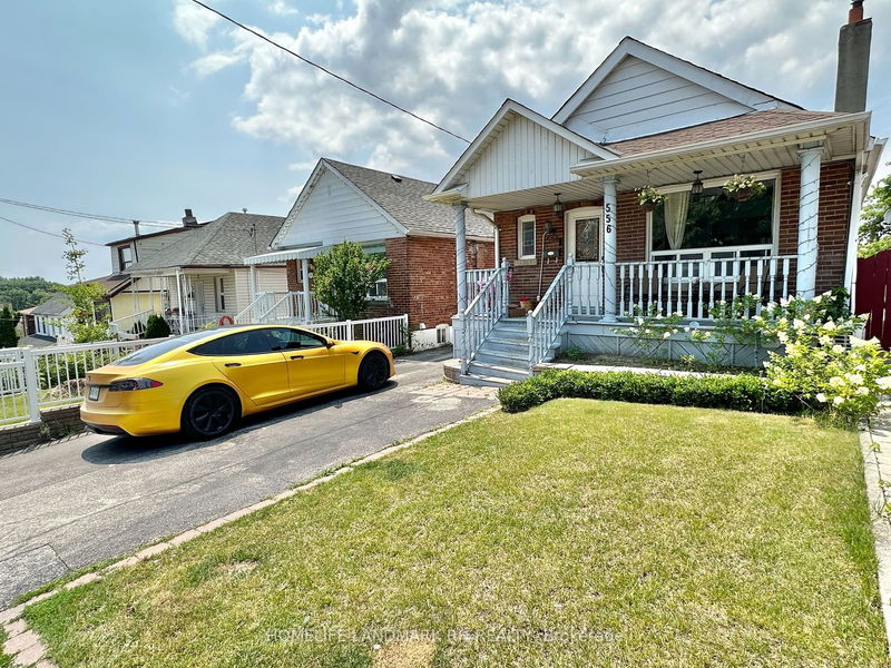 home for lease on 556 Caledonia Road