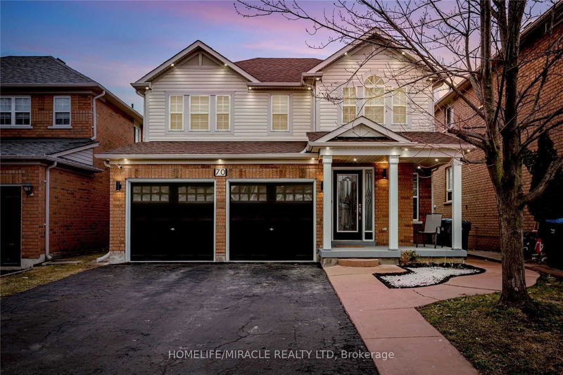 home for lease on 70 Earl Grey Crescent