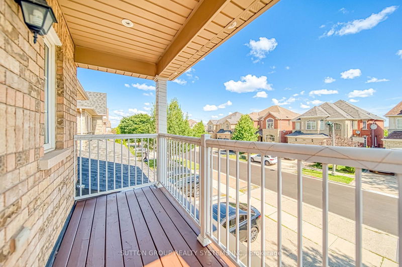 1309 Kestell Blvd  Oakville, L6H 0B9 | Image 26