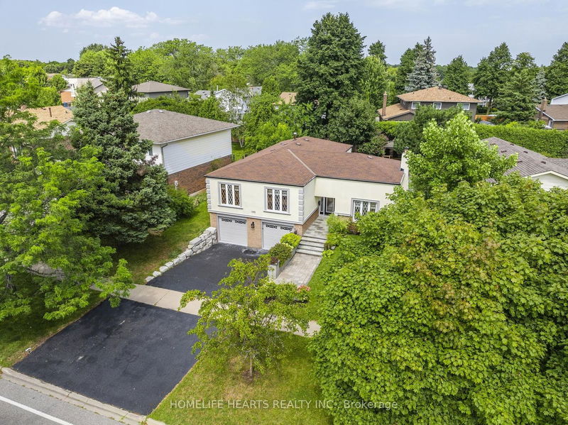 1395 Grosvenor St  Oakville, L6H 2V9 | Image 2