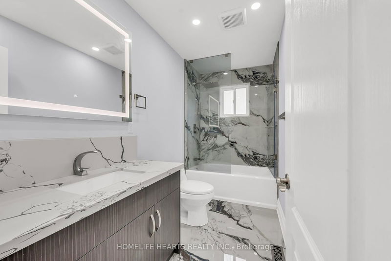 1395 Grosvenor St  Oakville, L6H 2V9 | Image 33