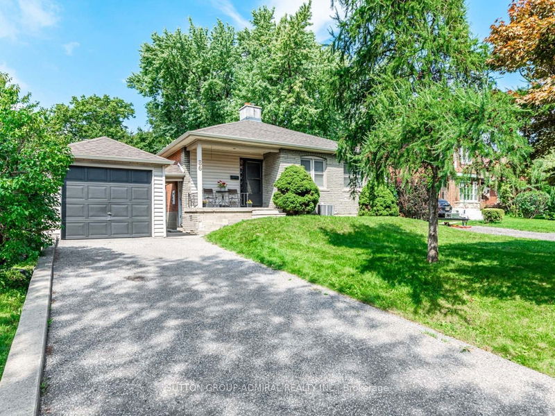 86 North Park Dr  Toronto, M6L 1K2 | Image 2