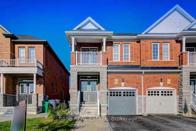 home for lease on 61 Aspermont Crescent