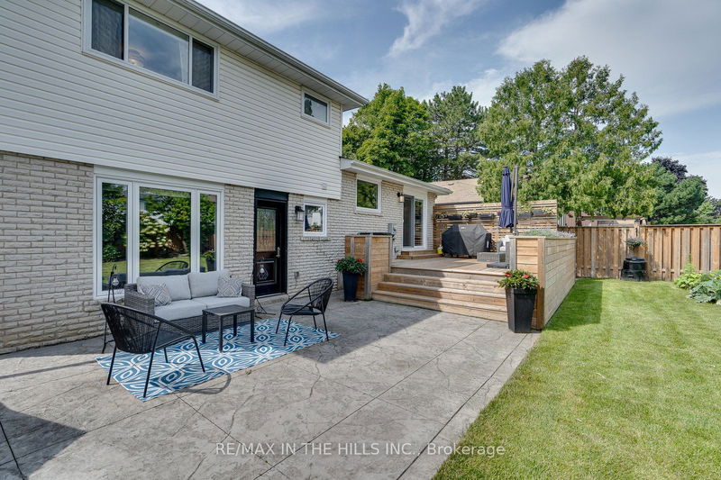 43 Parkview Pl  Brampton, L6W 2G2 | Image 27