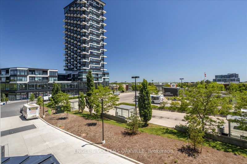  248 - 2481 Taunton Rd  Oakville, L6H 3R7 | Image 16