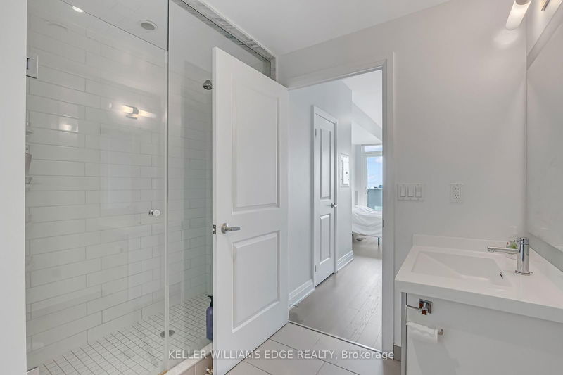  1106 - 55 Speers Rd  Oakville, L6K 0H9 | Image 5