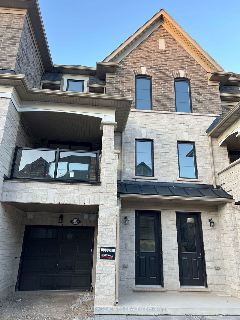 home for lease on 2100 Fairmont Common