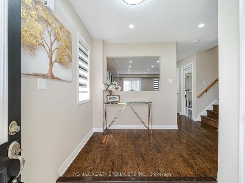 118 Native Landing Cres S Brampton, L6X 5A7 | Image 5