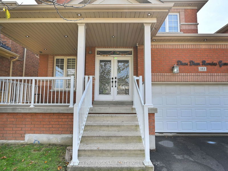 112 Stoneylake Ave  Brampton, L6V 4S3 | Image 3