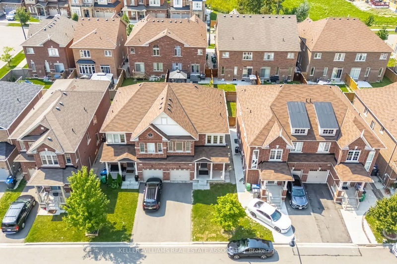 7 Monceau Rd  Brampton, L7A 4E6 | Image 3