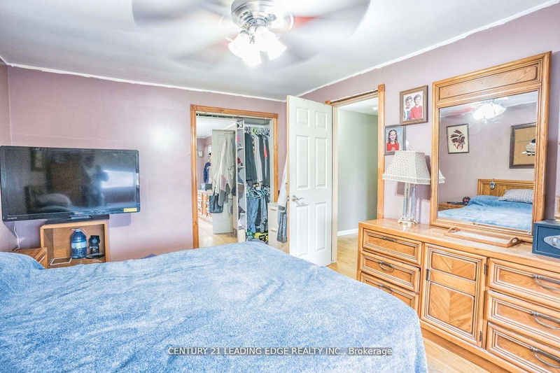 2009 Faversham Ave  Burlington, L7P 1W5 | Image 19