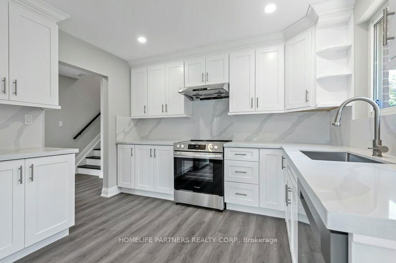 home for lease on Upper-79 Strathavon Drive
