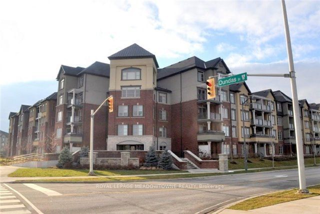 home for lease on 420-3060 Rotary Way