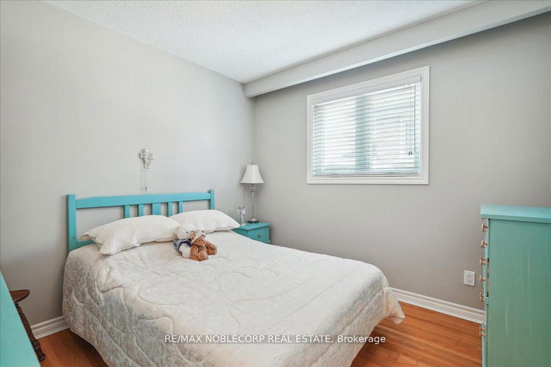 7750 Netherwood Rd  Mississauga, L4T 2P1 | Image 20