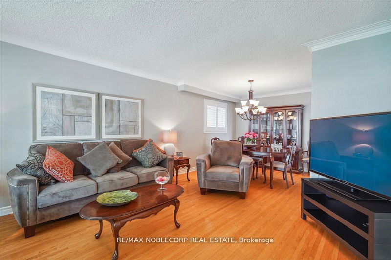 7750 Netherwood Rd  Mississauga, L4T 2P1 | Image 7