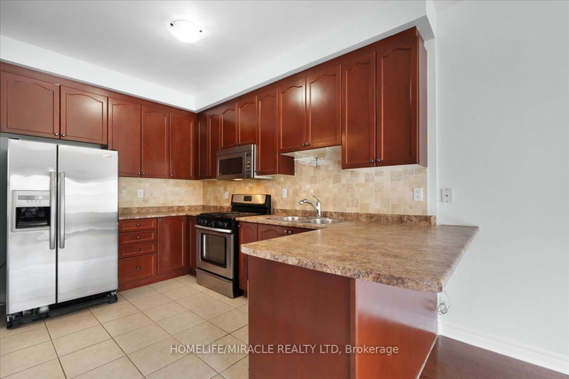 455 Comiskey Cres  Mississauga, L5W 0C7 | Image 8