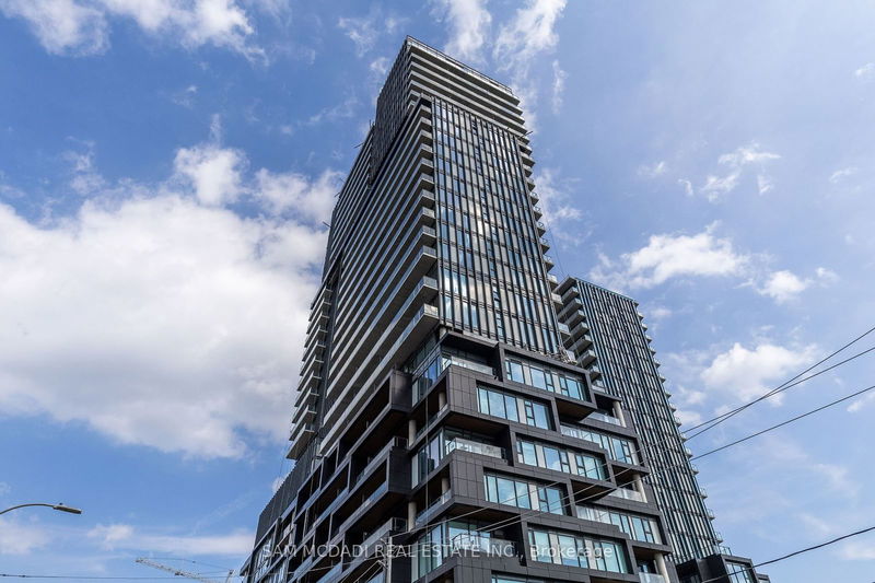 home for lease on 803-1285 Dupont Street