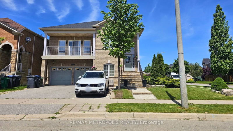 home for lease on 2 Sir Jacobs Crescent