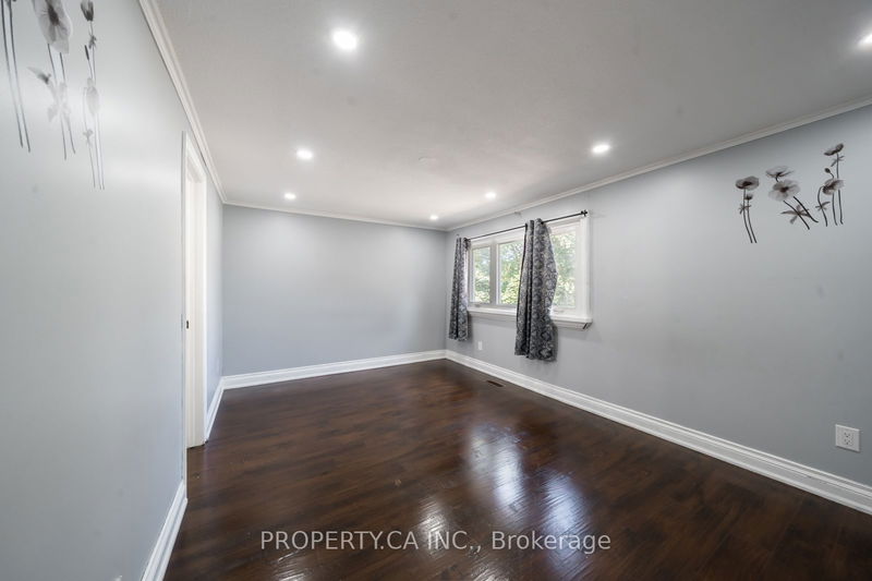 52 Greenwich Circ  Brampton, L6S 2E8 | Image 15