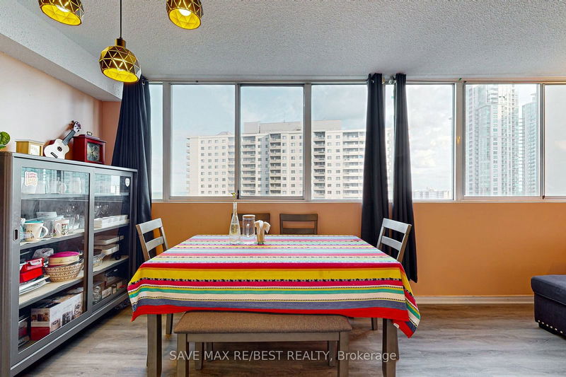  1111 - 3590 Kaneff Cres  Mississauga, L5A 3X3 | Image 10