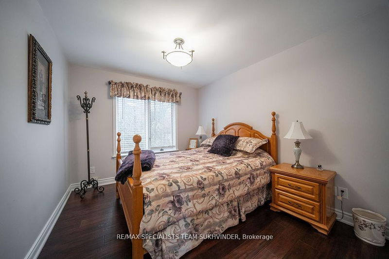 21 Southridge Tr  Caledon, L7K 0B3 | Image 25