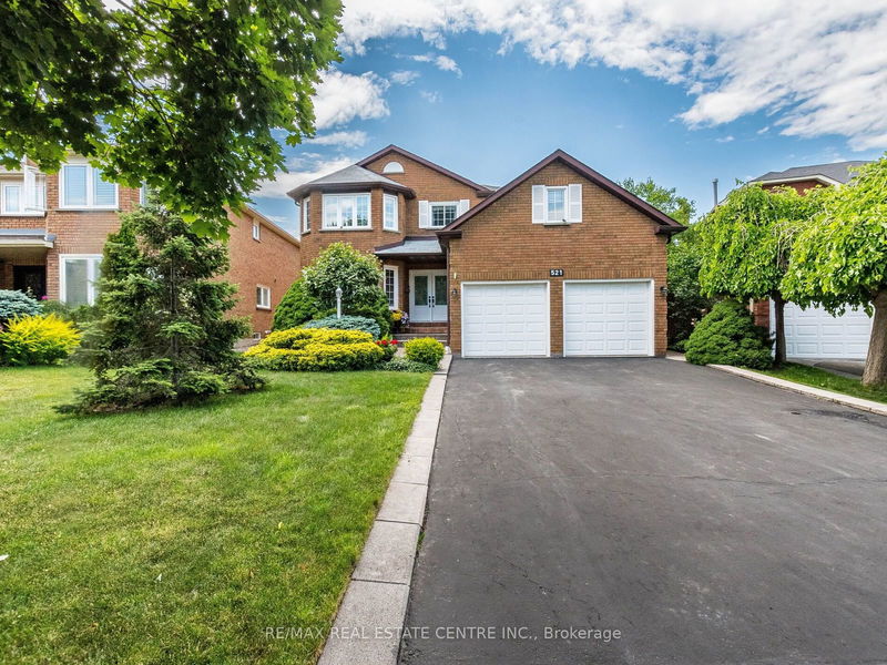 521 Nanak Rd  Mississauga, L5B 3X2 | Image 1