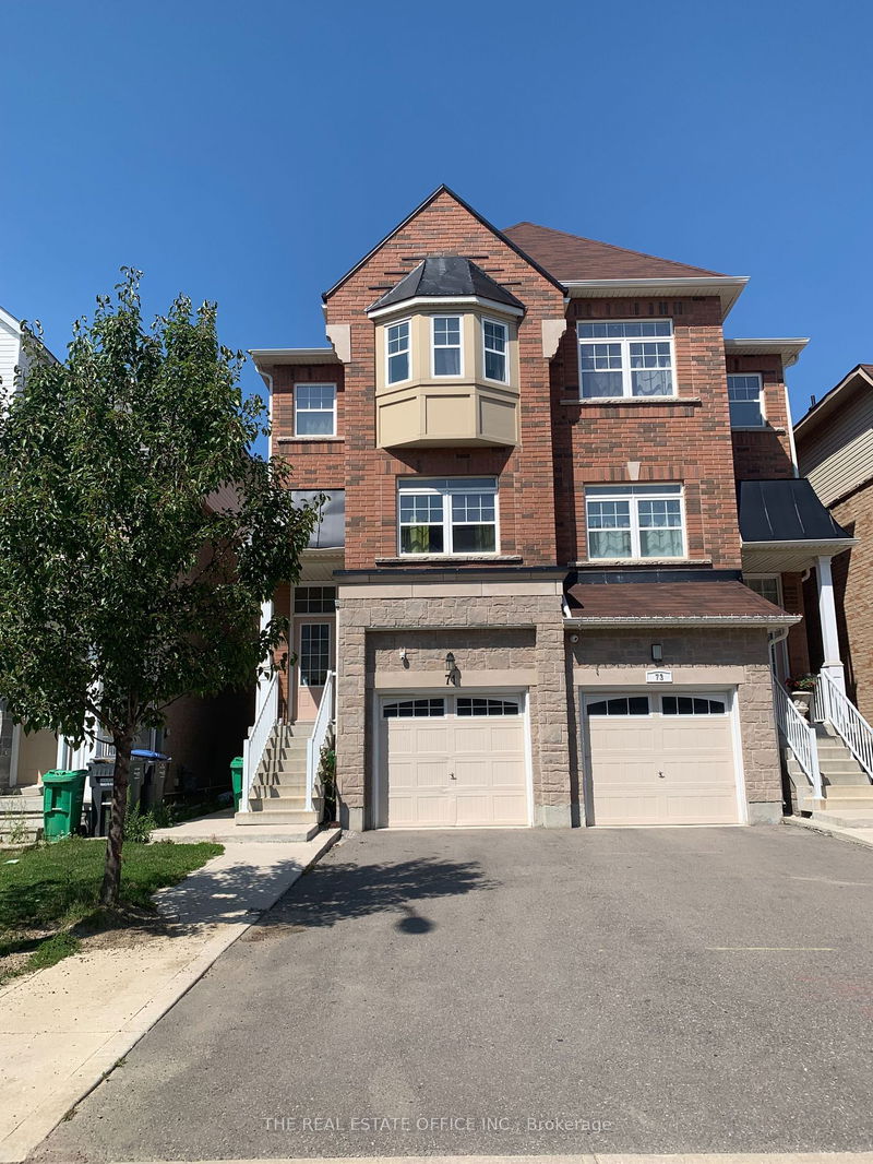 home for lease on 71 Preston Meadow Avenue