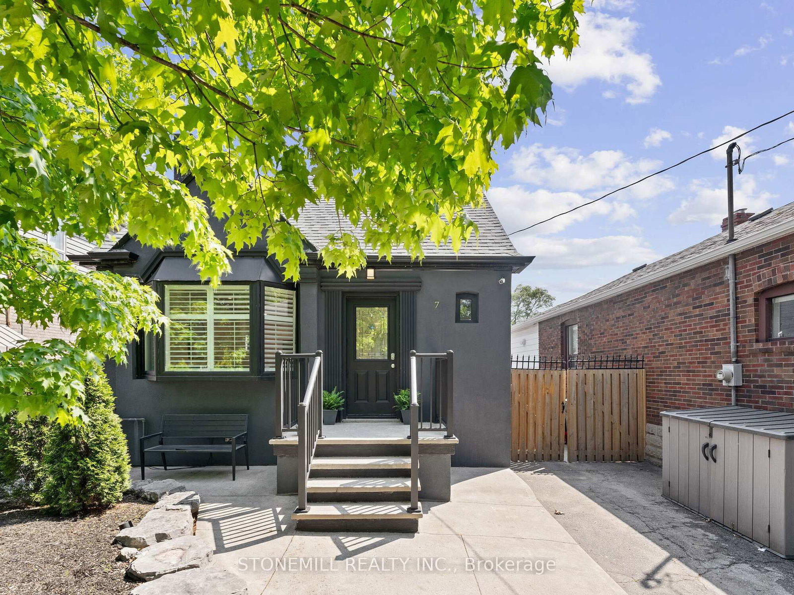 Listing Image 2