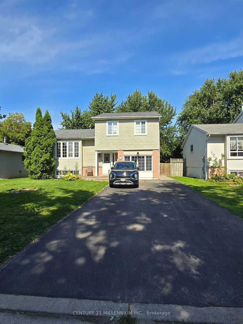 51 Mancroft Cres  Brampton, L6S 2V2 | Image 2