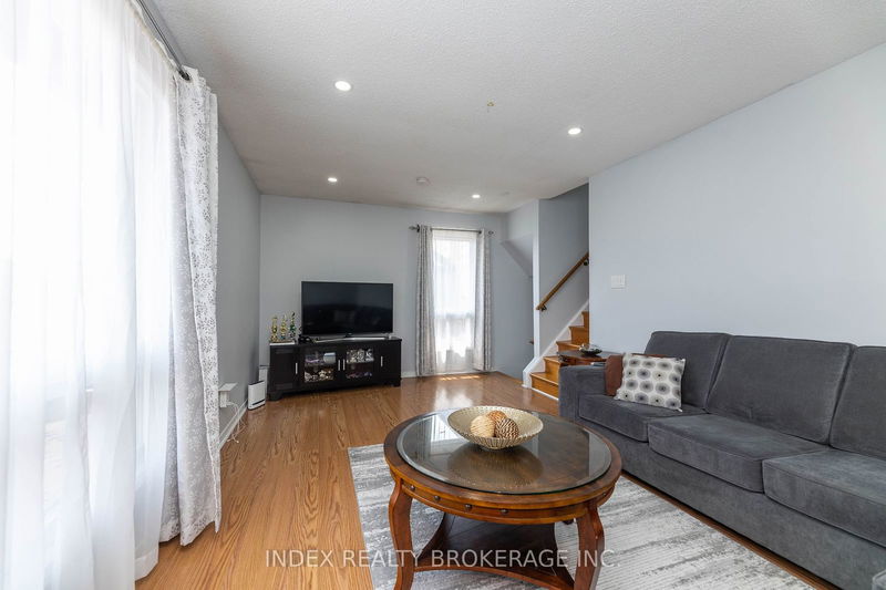 15 Franca Cres  Toronto, M9V 4S1 | Image 19